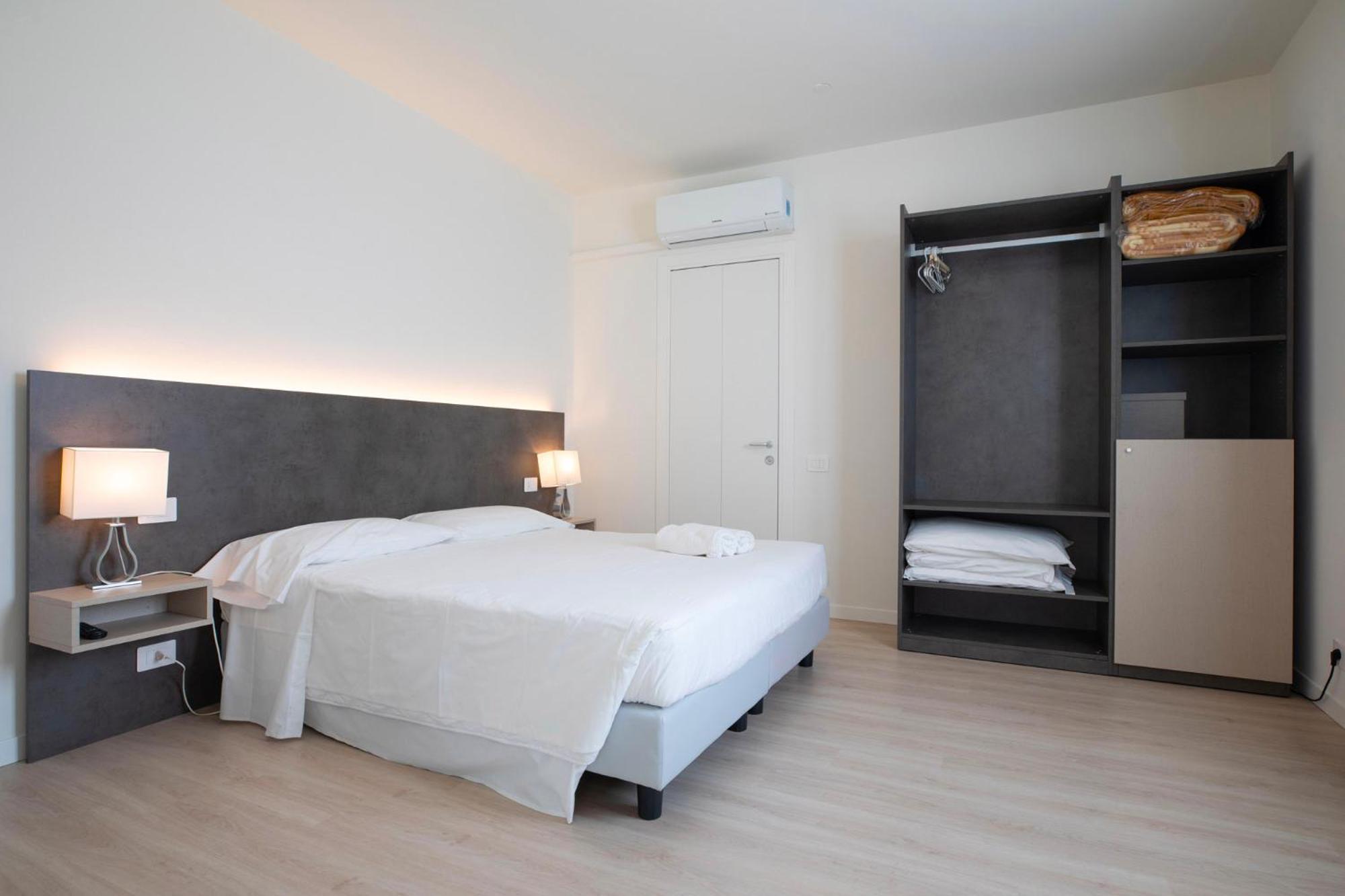 Hotel Dell'Angelo Predore Exterior photo