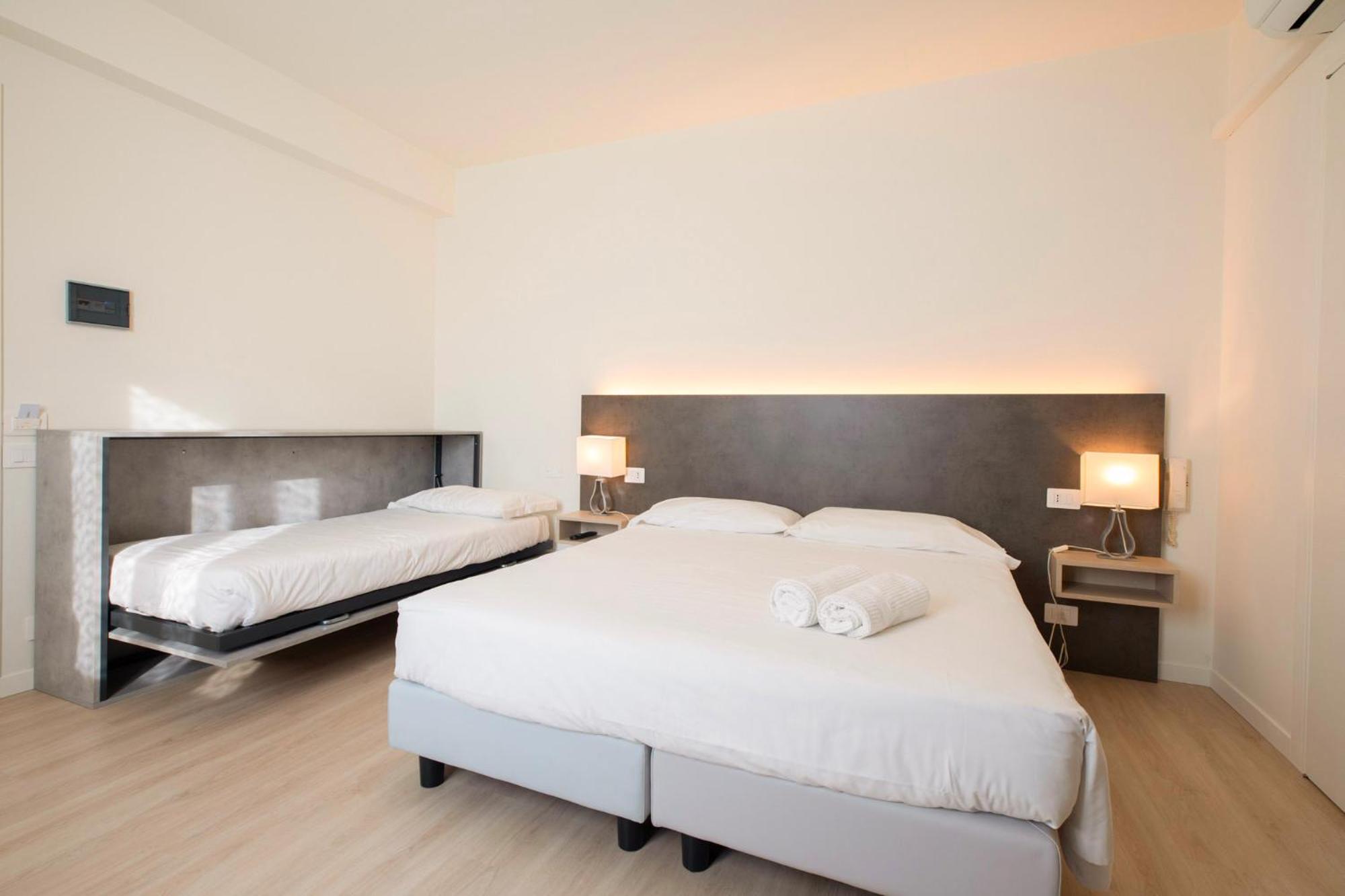 Hotel Dell'Angelo Predore Exterior photo