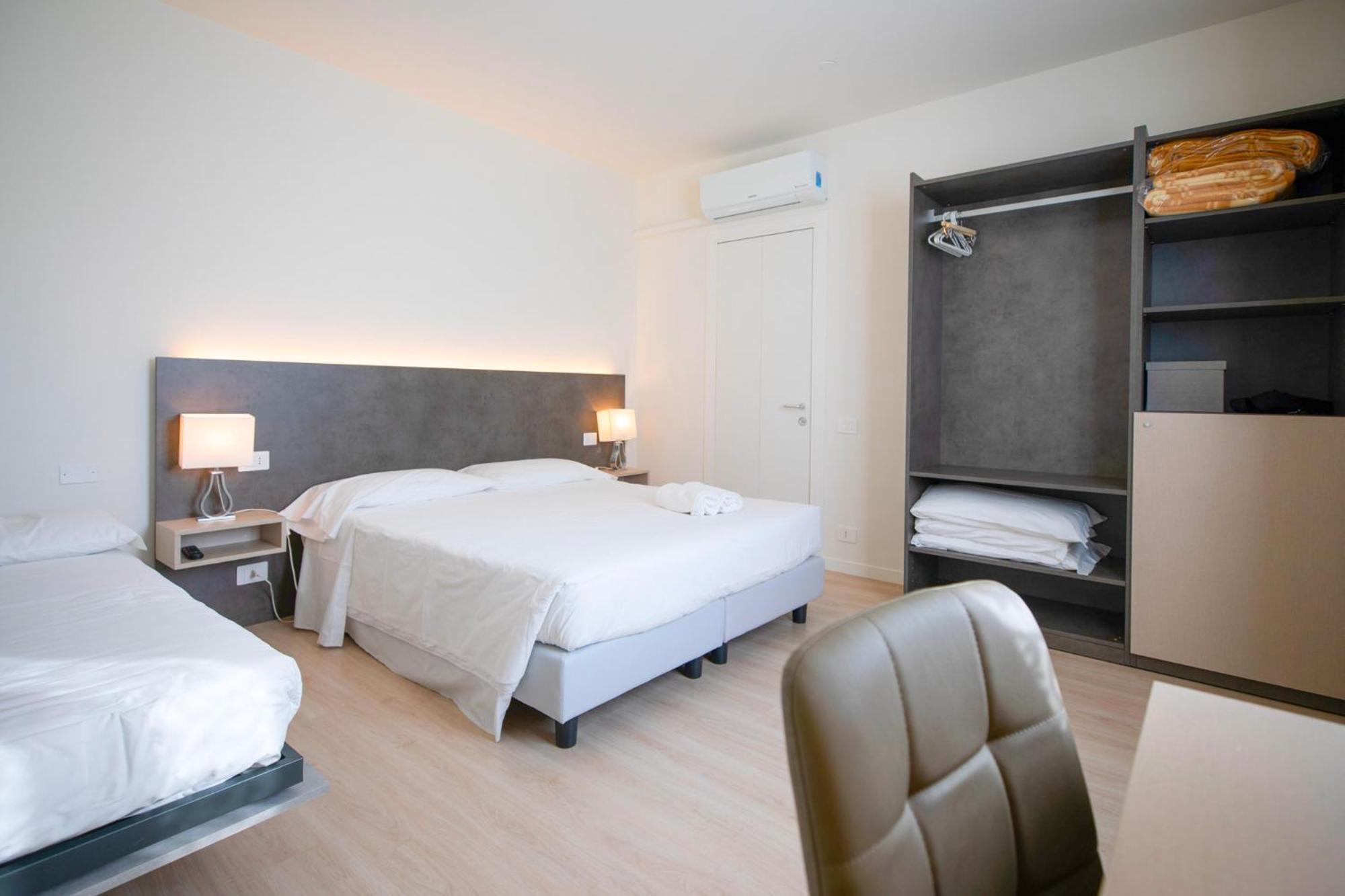 Hotel Dell'Angelo Predore Exterior photo