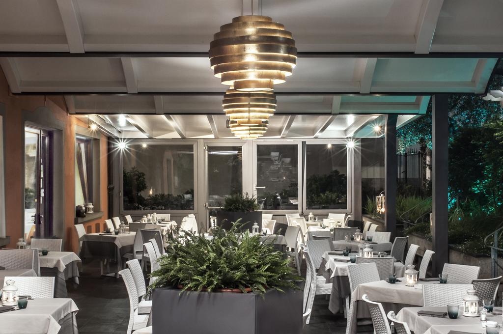 Hotel Dell'Angelo Predore Exterior photo
